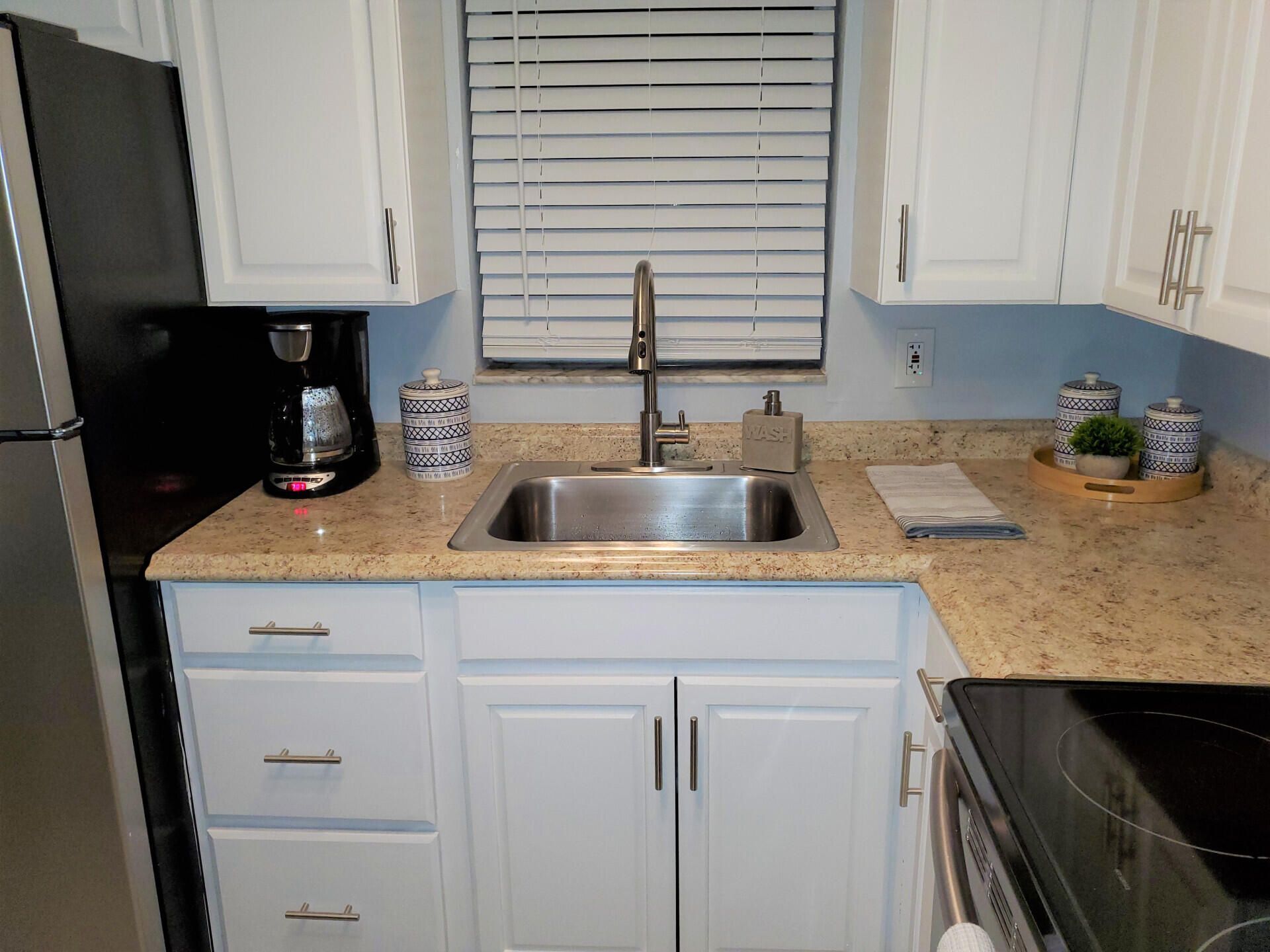 413 SE 23rd Street, Fort Lauderdale, FL 33316 Photo