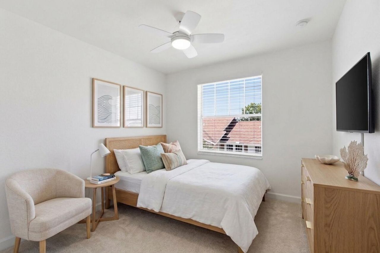 960 Millbrae Court, Unit 6, West Palm Beach, FL 33401 Photo