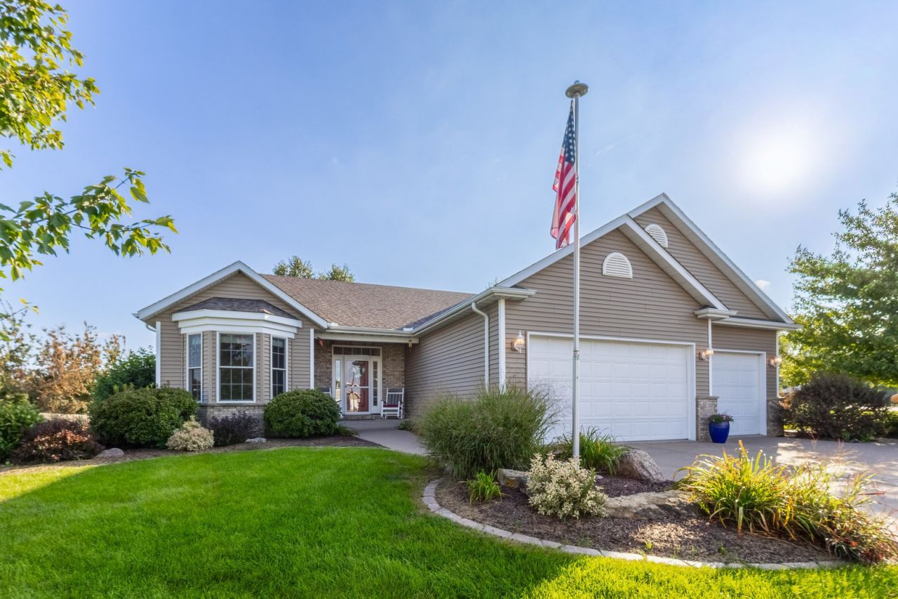 414 Fenceline Drive, Blue Grass, IA 52726 Main Photo
