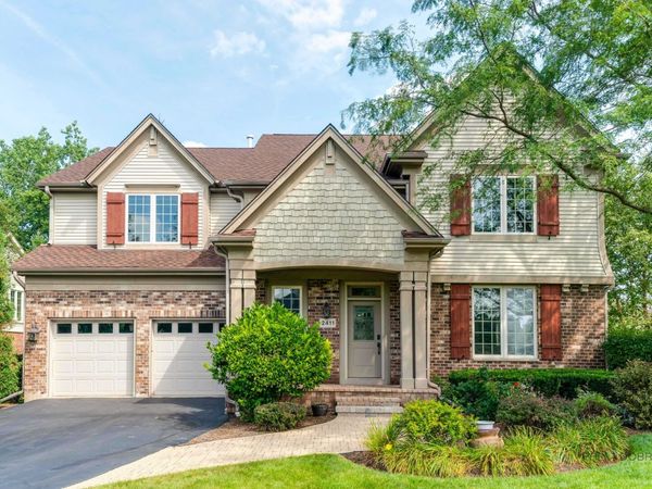 2411 Overview Drive , Buffalo Grove, IL 60089