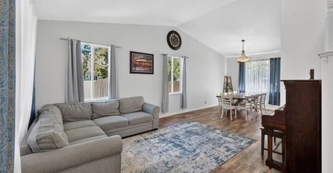2390 Lincoln Meadows Drive, Reno, NV 89521 Photo