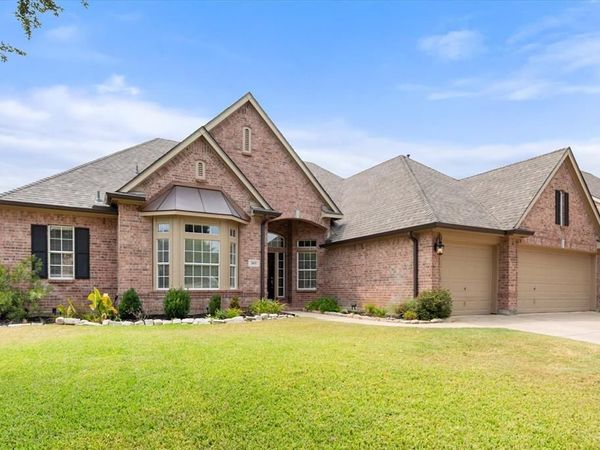 1815 Lakes Edge Boulevard, Mansfield, TX 76063