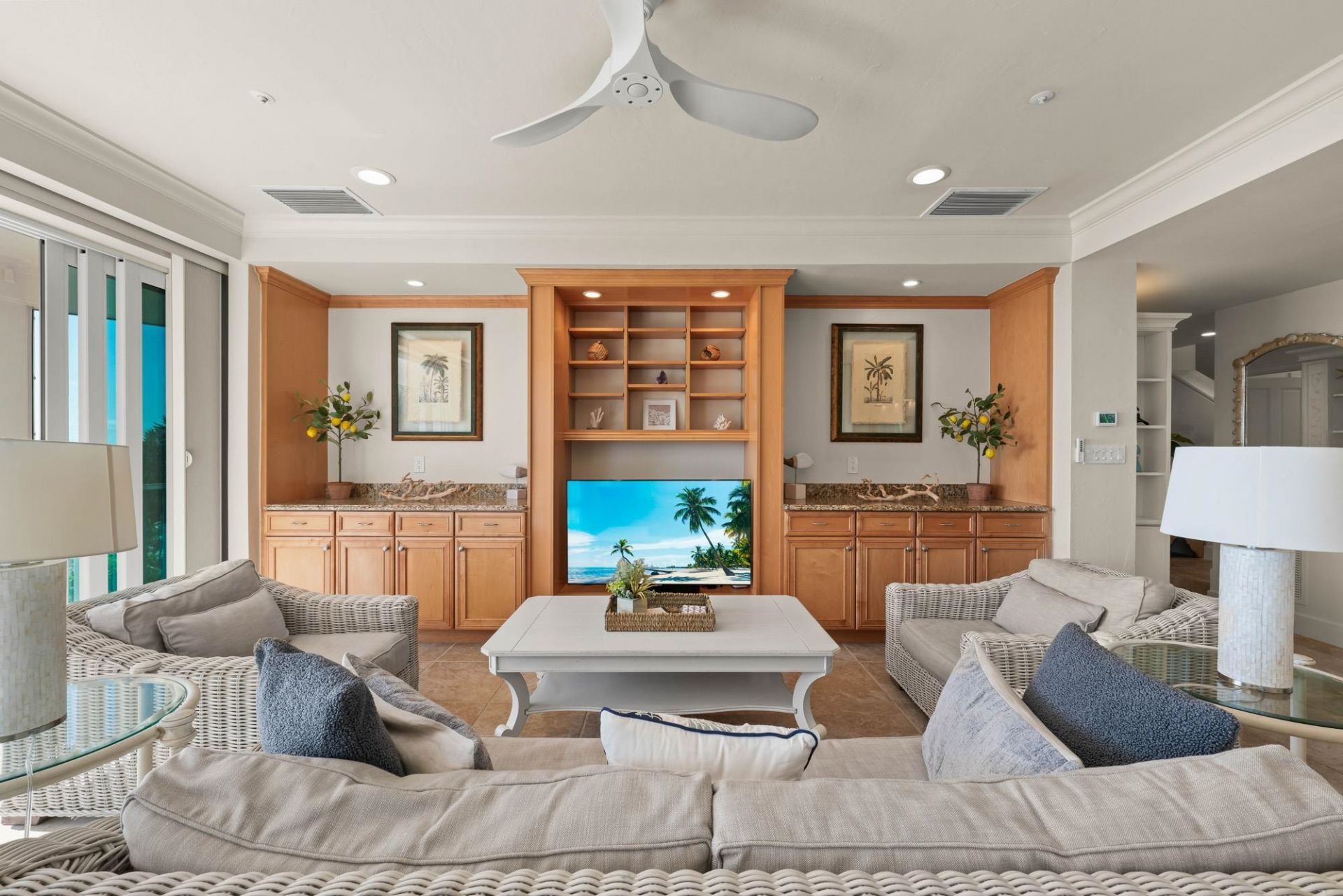 1071 S Seas Plantation Rd, Captiva, FL 33924 Photo