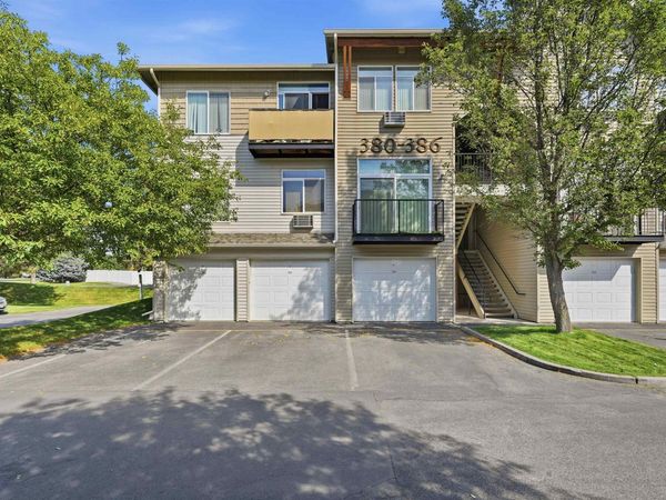 22855 E Country Vista Dr, Liberty Lake, WA 99019