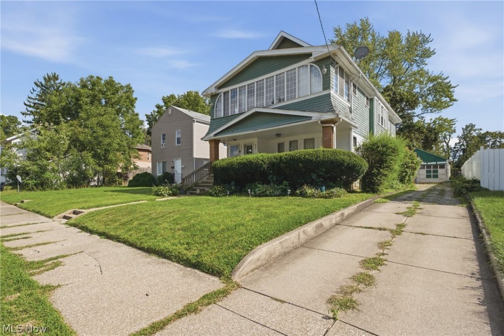 890 Hamlin Street, Akron, OH 44320 Main Photo