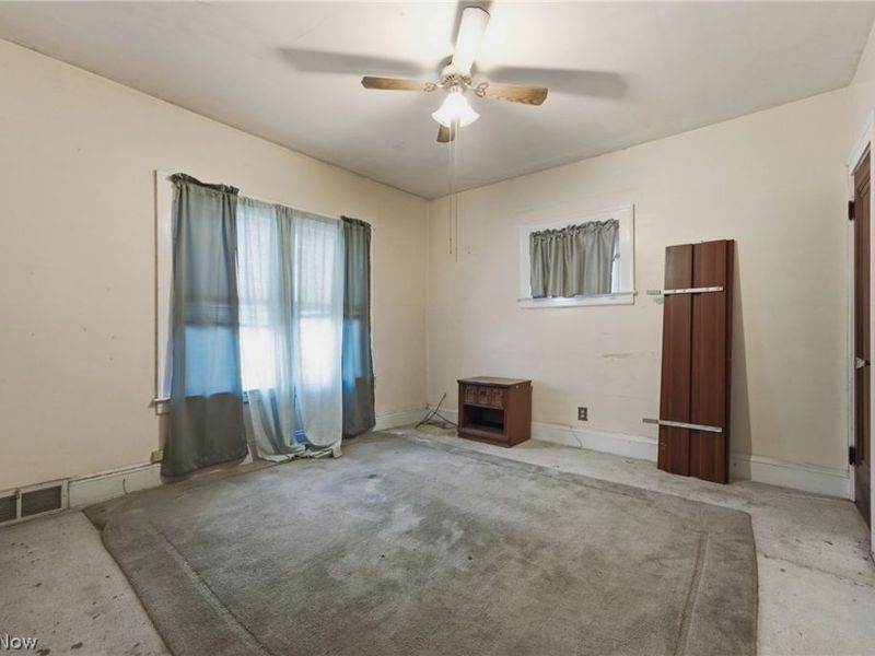 890 Hamlin Street, Akron, OH 44320 Photo 16