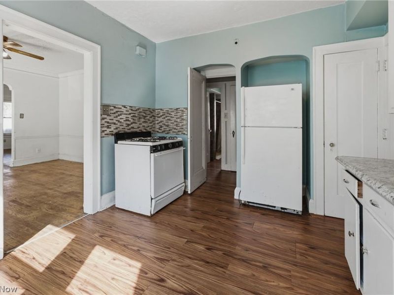 890 Hamlin Street, Akron, OH 44320 Photo 30