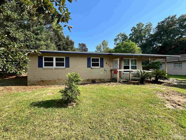 911 Twinbrook Ave, Pensacola, FL 32505