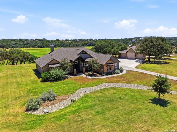228 LUCKY RDG, Bandera, TX 78003