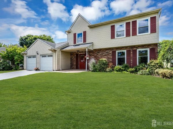15 Major Lane, Plainsboro, NJ 08536
