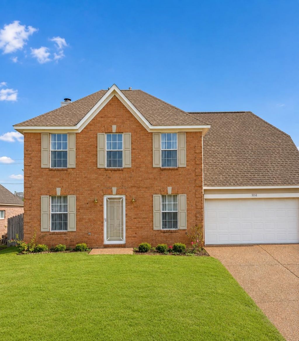5452 N Sungrove Cir N, Memphis, TN 38135 Main Photo