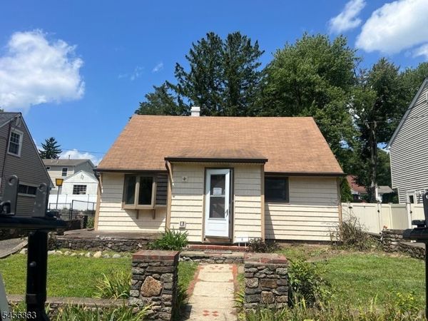 27 Charles Ter, Waldwick, NJ 07463