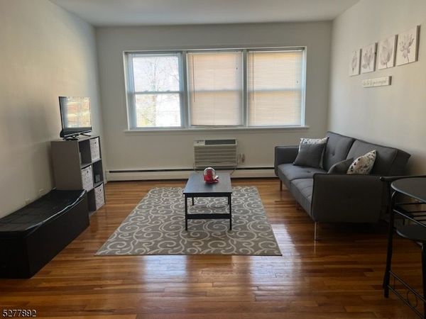 123 Milligan Pl, Unit b, South Orange, NJ 07079