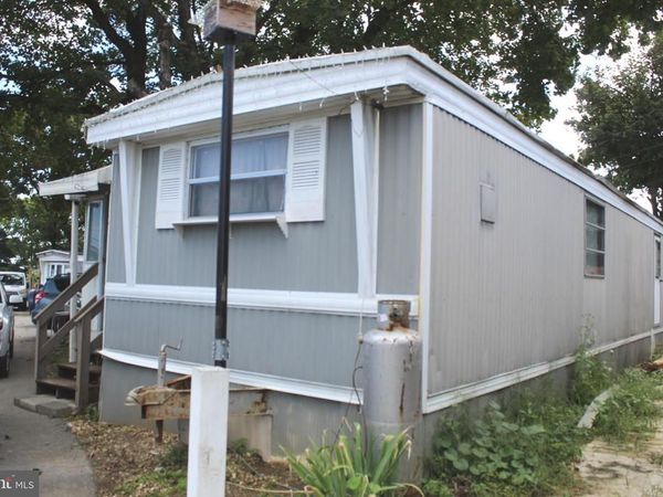 2868 TERRY LANE , LANCASTER, PA 17603