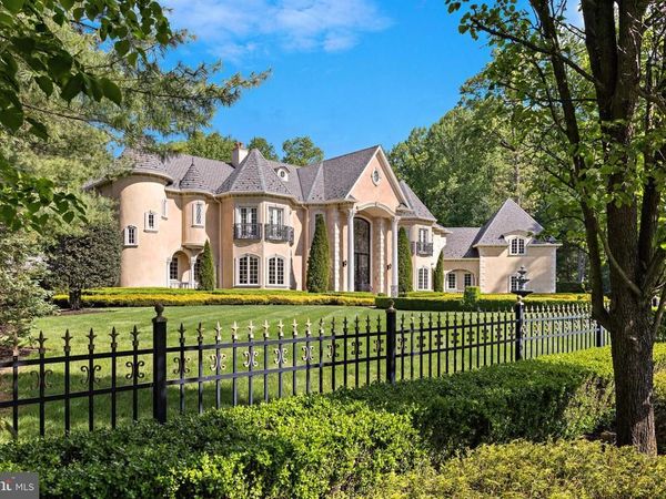 12 RAINTREE, HOLMDEL, NJ 07733