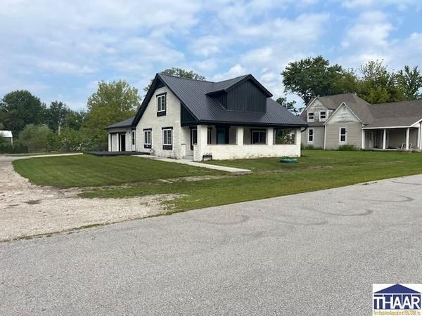14549 N Locust St, Carbon, IN 47837