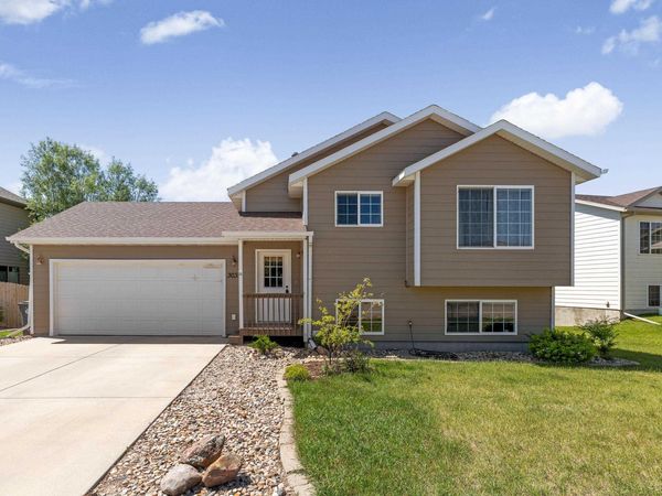 3035 NEW ENGLAND STREET, Rapid City, SD 57703