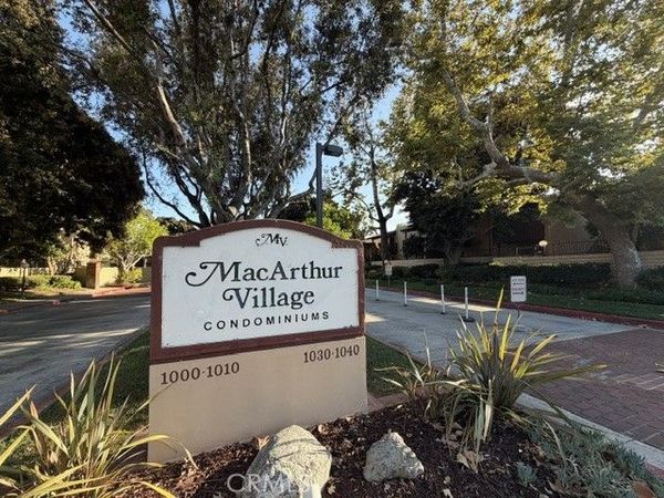 1000 W Macarthur Boulevard, Unit 84, Santa Ana, CA 92707