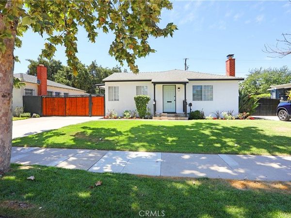 812 N Louise, Santa Ana, CA 92703
