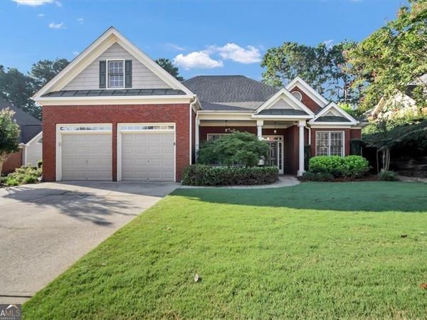 182 Fairway View Crossing, Acworth, GA 30101