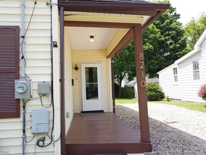 8210 Maple Avenue, Garrettsville, OH 44231 Photo 3