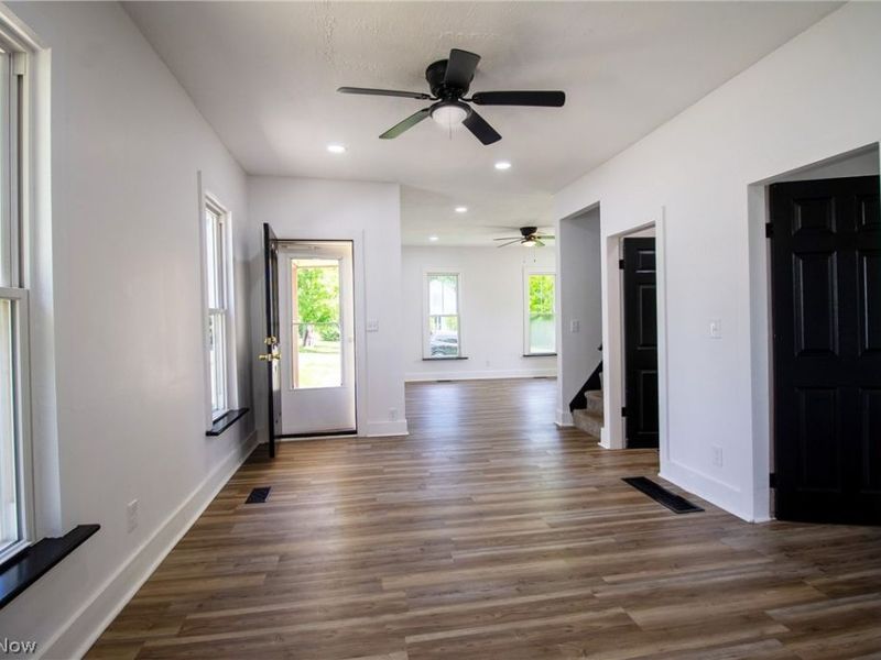 8210 Maple Avenue, Garrettsville, OH 44231 Photo 7