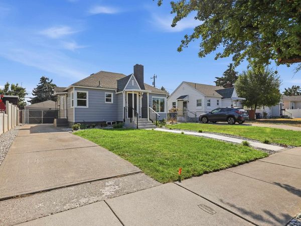 120 E Hoffman Ave, Spokane, WA 99208