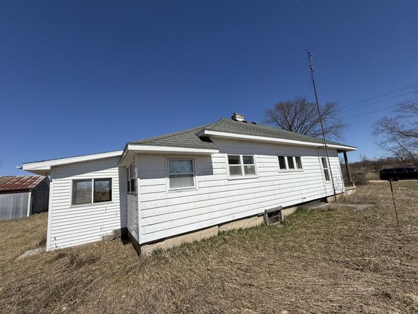 10897 Cypress Avenue, Paris, MI 49338