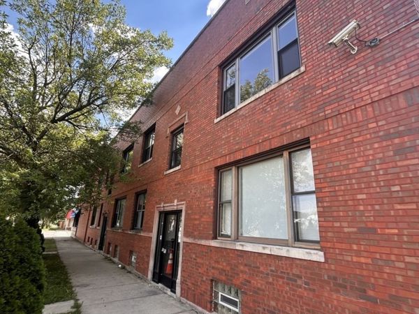 4811 W Warwick Avenue , Unit 1W, Chicago, IL 60641