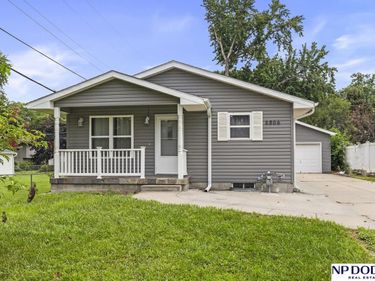6806 Mason Street, Omaha, NE 68106