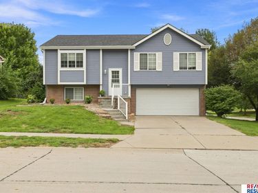 4305 N 173 Street, Omaha, NE 68116