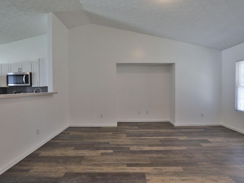 2710 Patrick Henry Avenue , Columbus, OH 43207 Photo 6