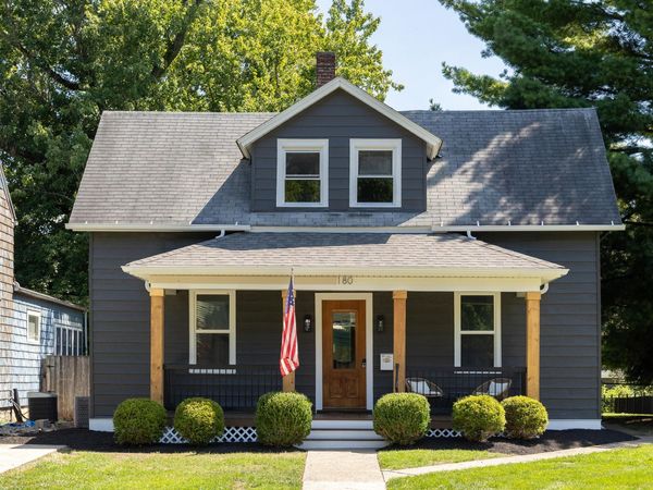 180 N Liberty Street , Delaware, OH 43015