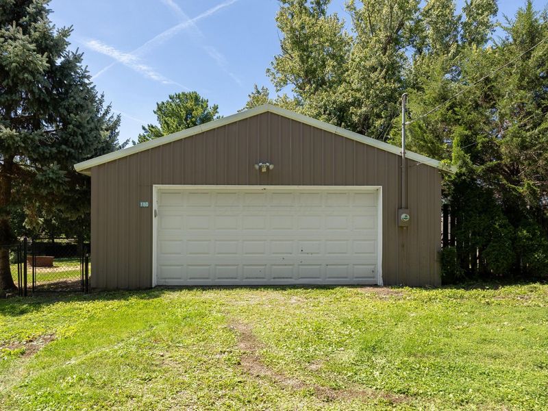180 N Liberty Street, Delaware, OH 43015 Photo 48