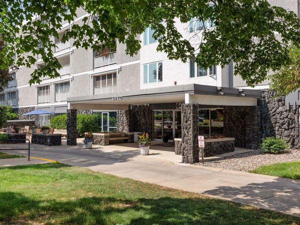 6450 York Avenue S, Unit 505, Edina, MN 55435