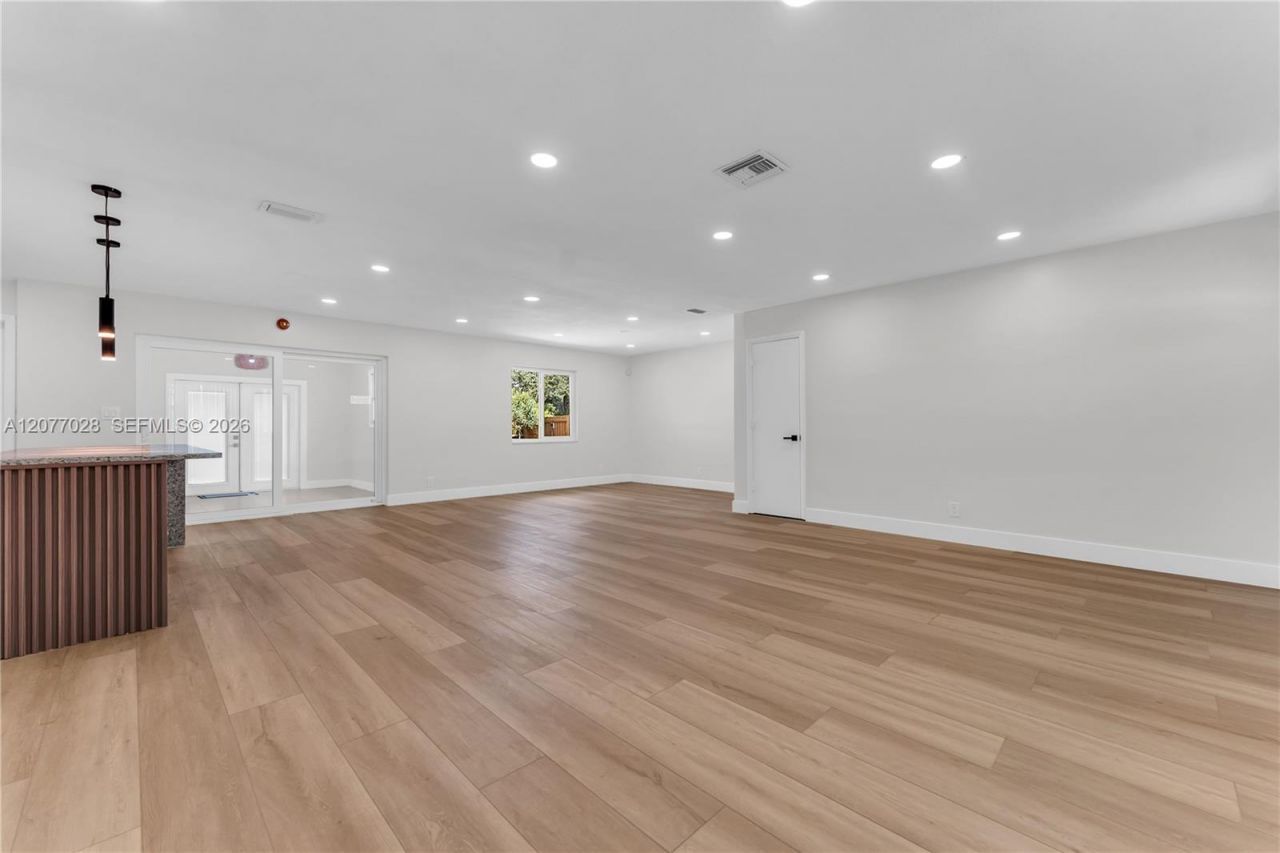 3940 NW 5th St, Coconut Creek, FL 33066 Photo