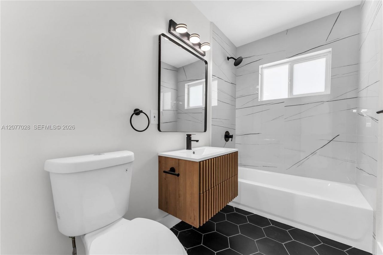 3940 NW 5th St, Coconut Creek, FL 33066 Photo