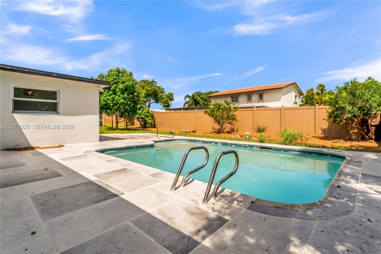 3940 NW 5th St, Coconut Creek, FL 33066 Photo