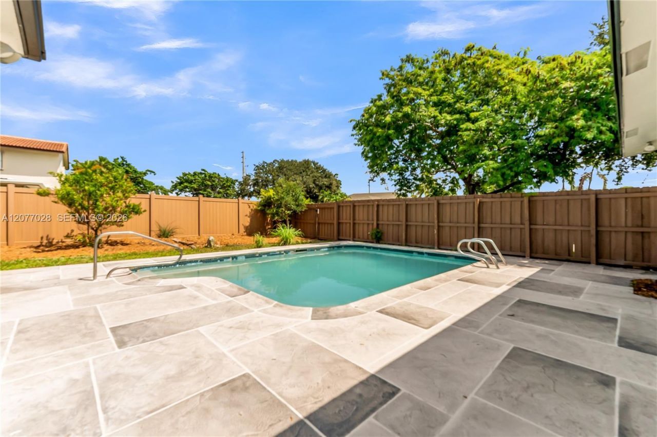 3940 NW 5th St, Coconut Creek, FL 33066 Photo