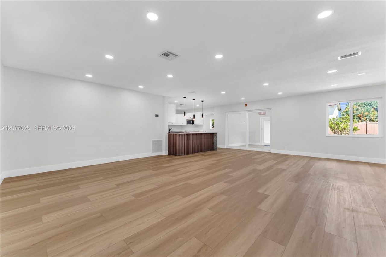3940 NW 5th St, Coconut Creek, FL 33066 Photo