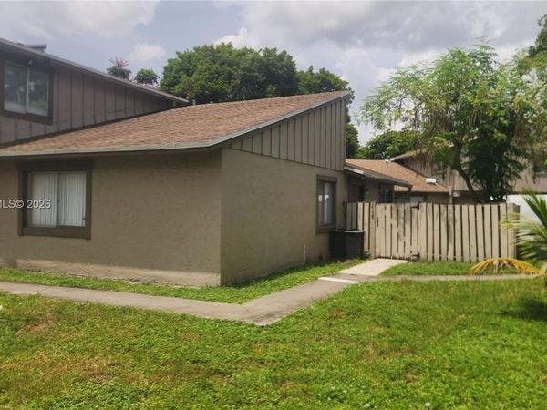 2138 NW 57th Ave , Unit 13-C, Lauderhill, FL 33313