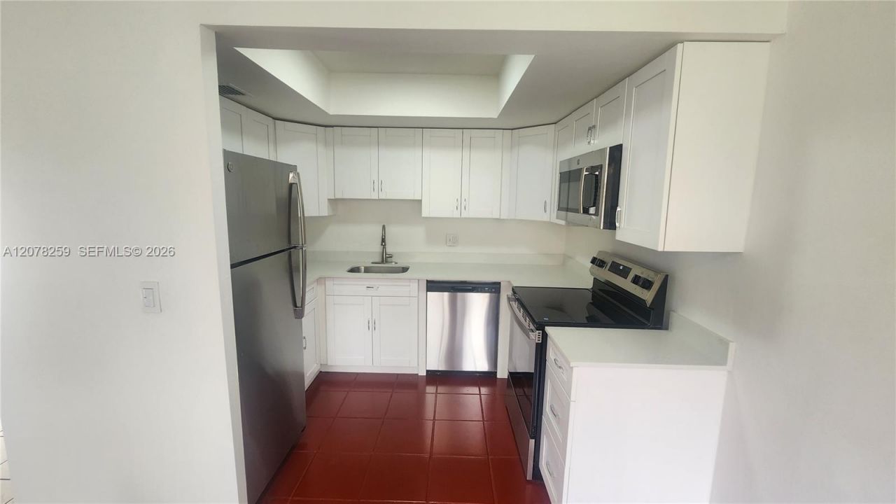 2138 NW 57th Ave, Unit 13-C, Lauderhill, FL 33313 Photo