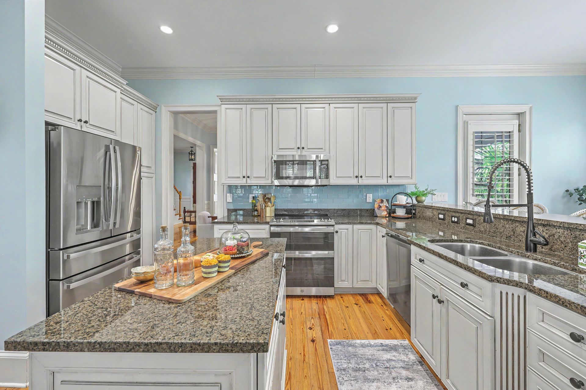 1307 Chardon Commons Photo 37