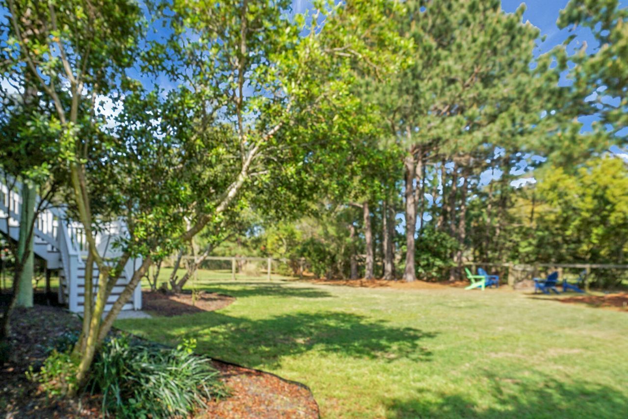 1307 Chardon Commons Photo 71