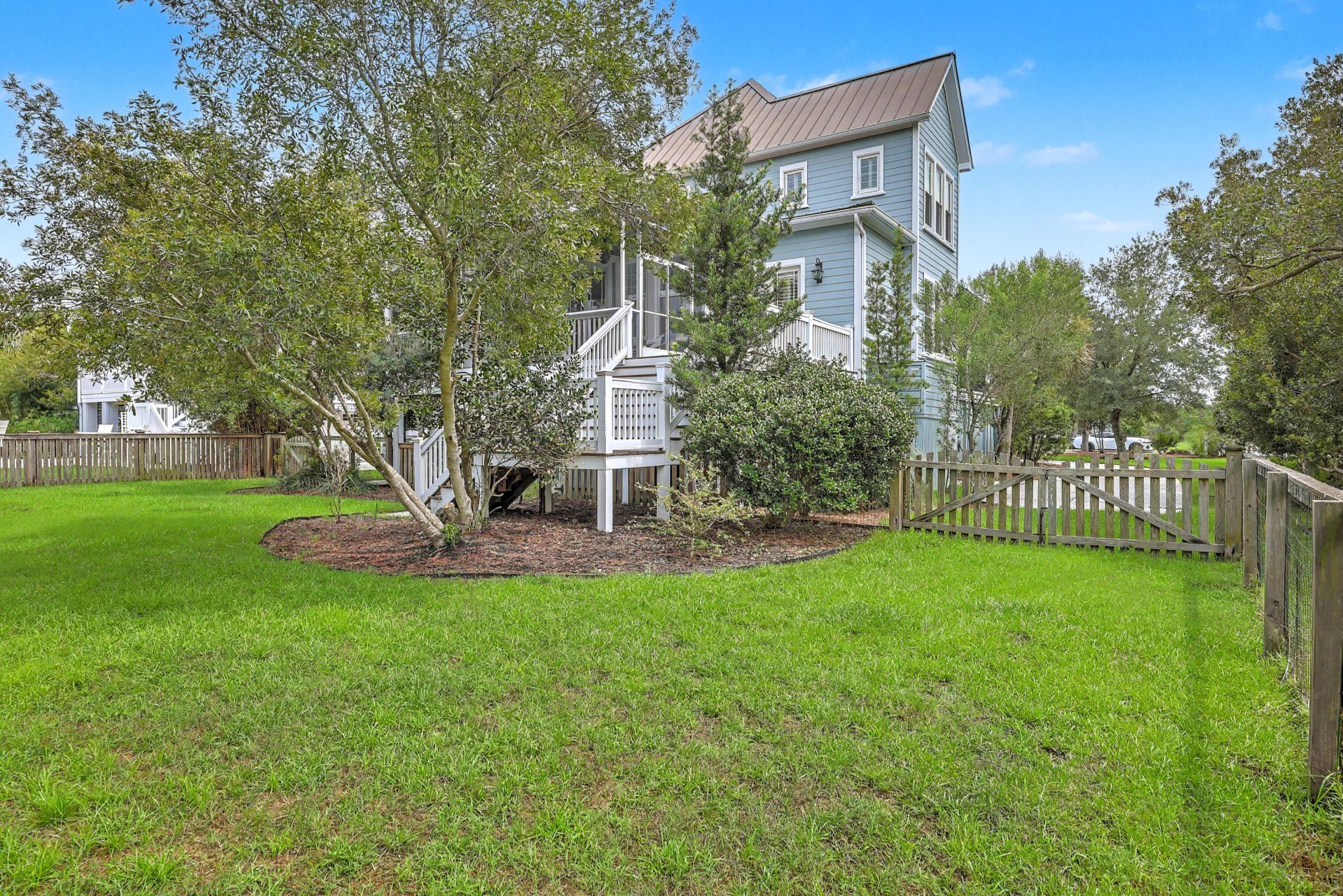 1307 Chardon Commons Photo 79