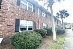 415 Parkdale Drive photo 4