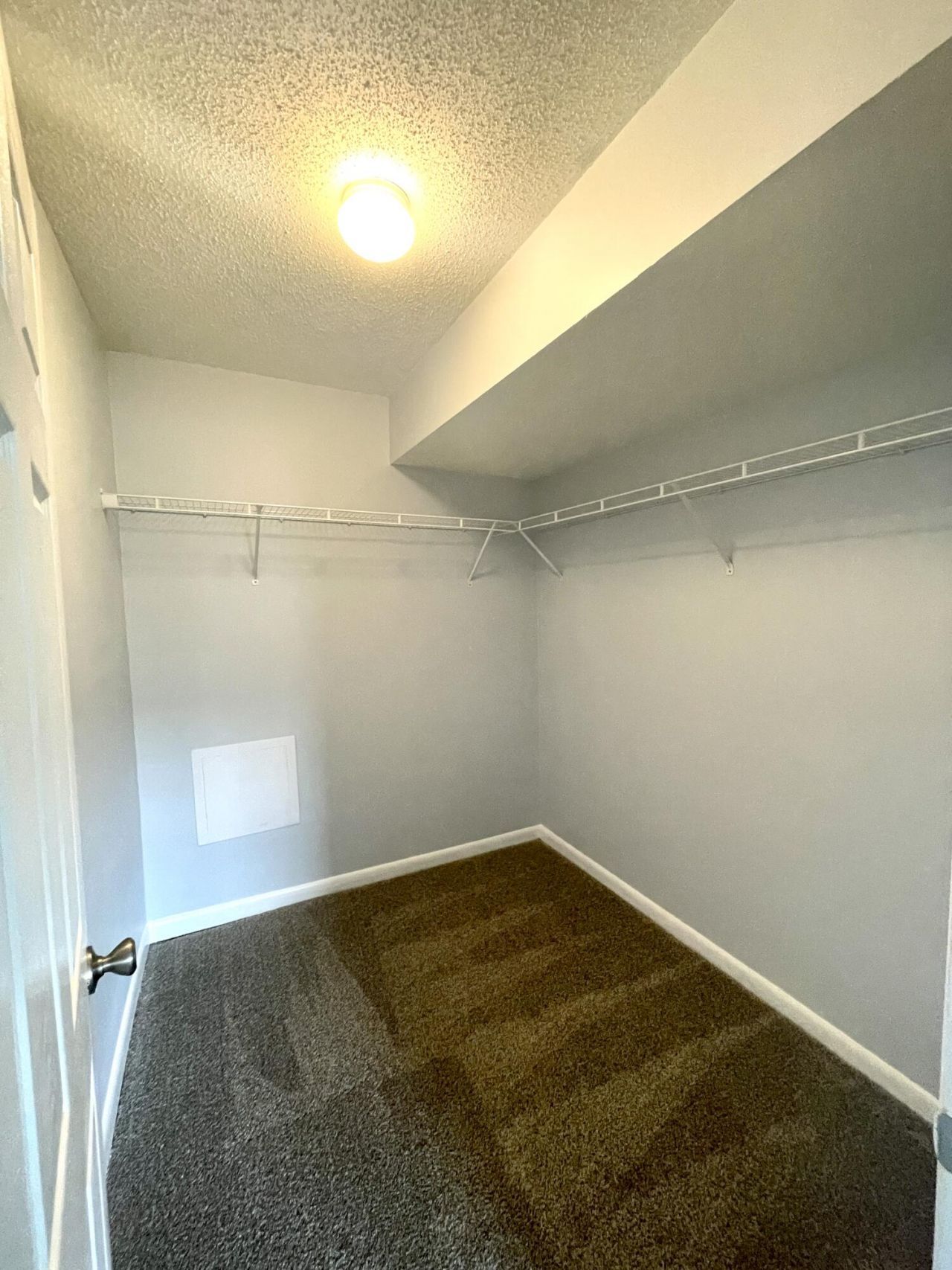 415 Parkdale Drive Photo 25