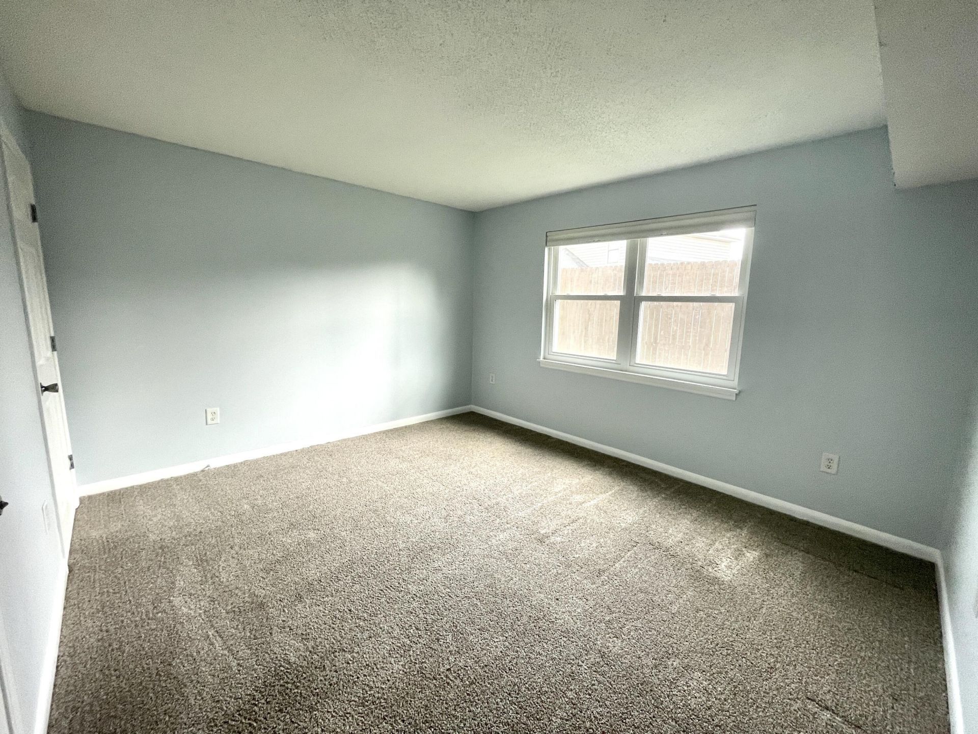 415 Parkdale Drive Photo 30