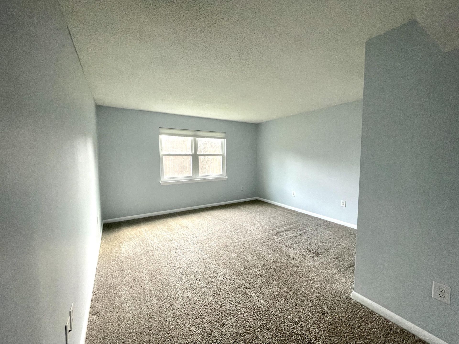 415 Parkdale Drive Photo 35