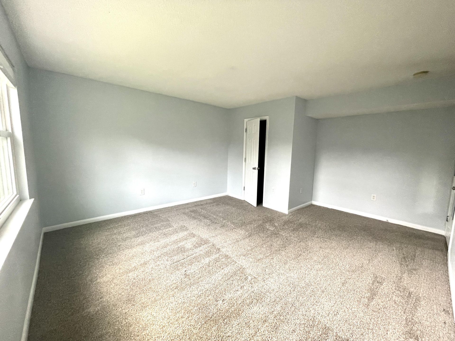 415 Parkdale Drive Photo 36